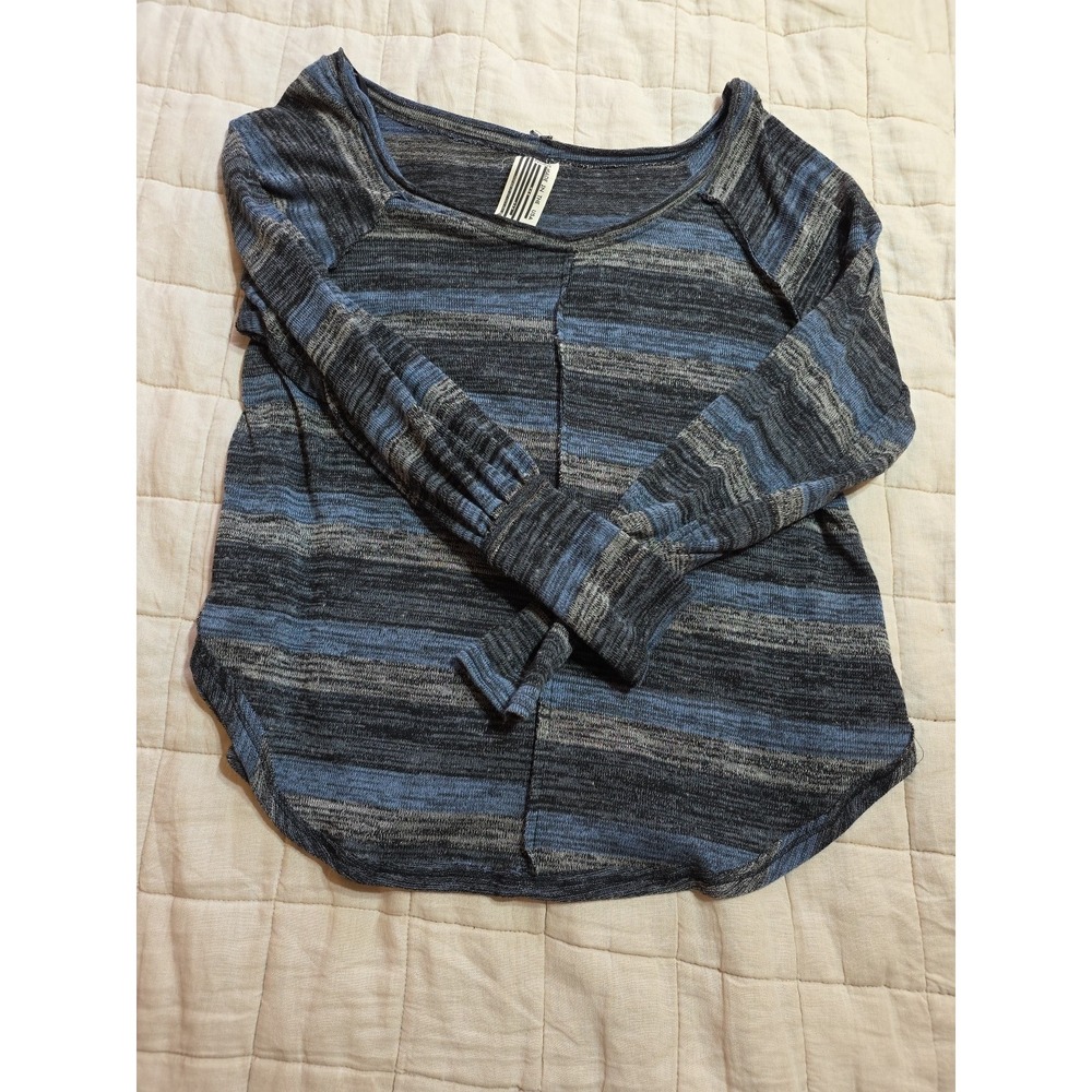 Free People Sweater Womens Small Knit Button Boho Black Grey Blue‎ Oversized